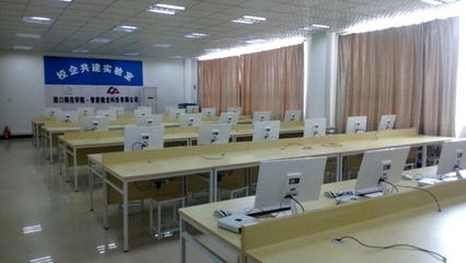 软件工程实训室教学系统的研发与应用